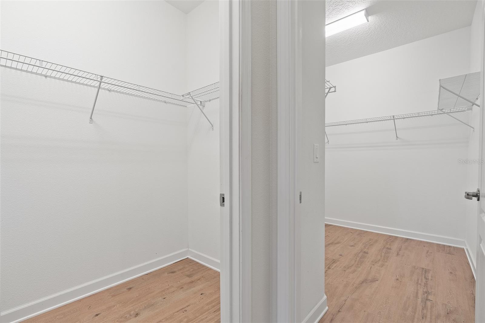 Image 28 of 35 For 3667 Plymouth Drive