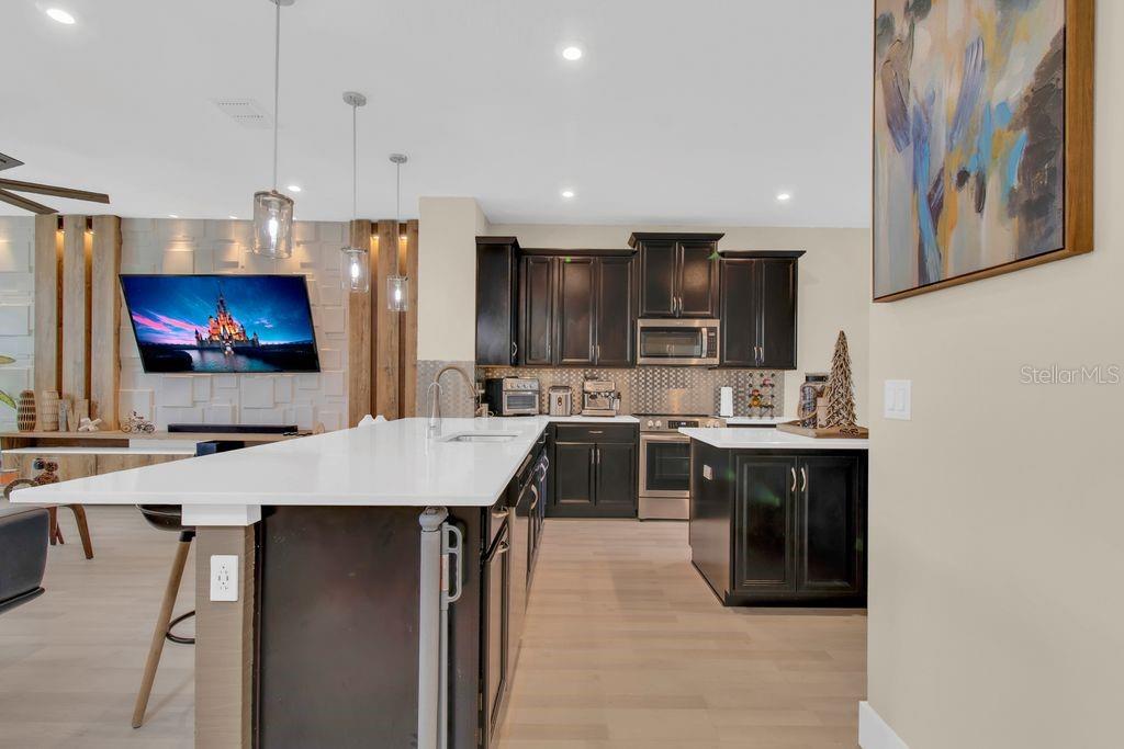 Image 16 of 47 For 11959 Globe Street