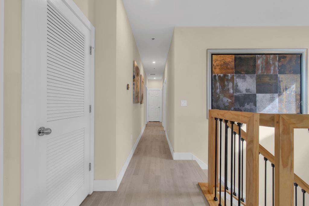 Image 24 of 47 For 11959 Globe Street