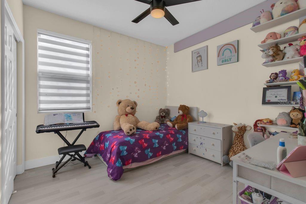 Image 38 of 47 For 11959 Globe Street