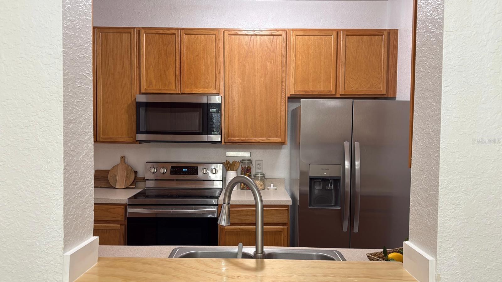 Image 6 of 13 For 6335 Contessa Drive  104