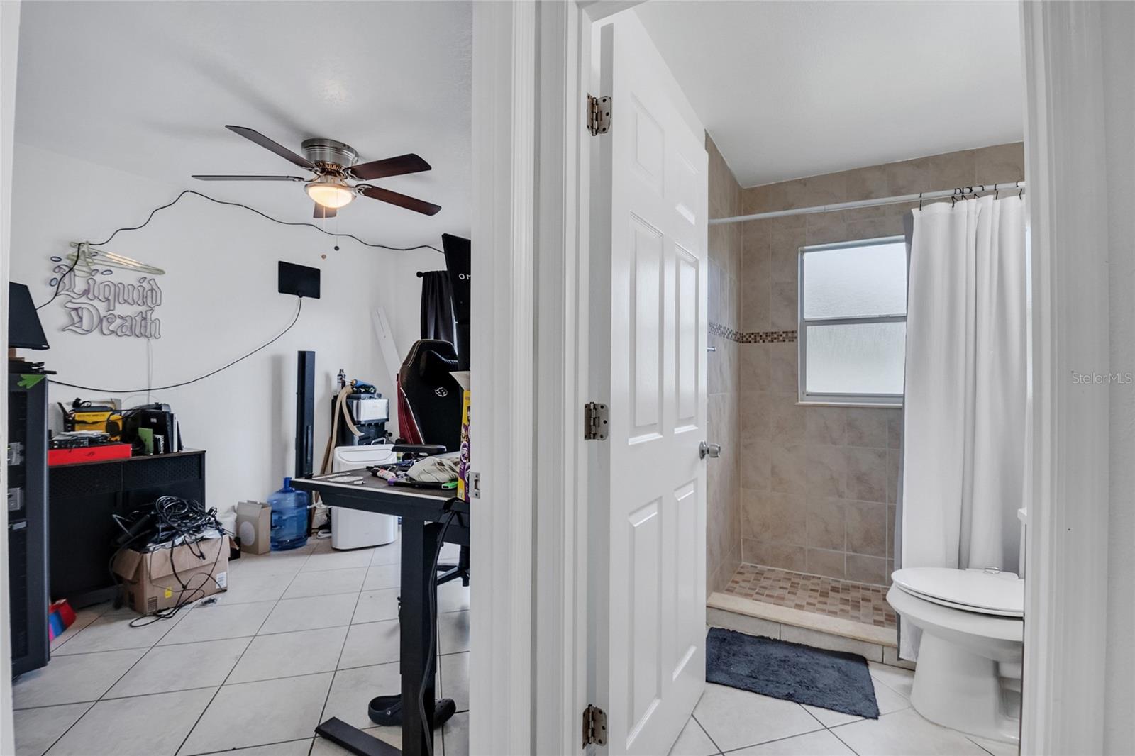 Image 23 of 38 For 13504 Glasser Avenue