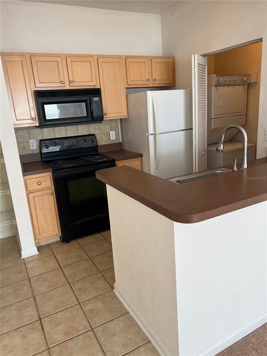 Image 2 of 9 For 12849 Madison Pointe Circle 305