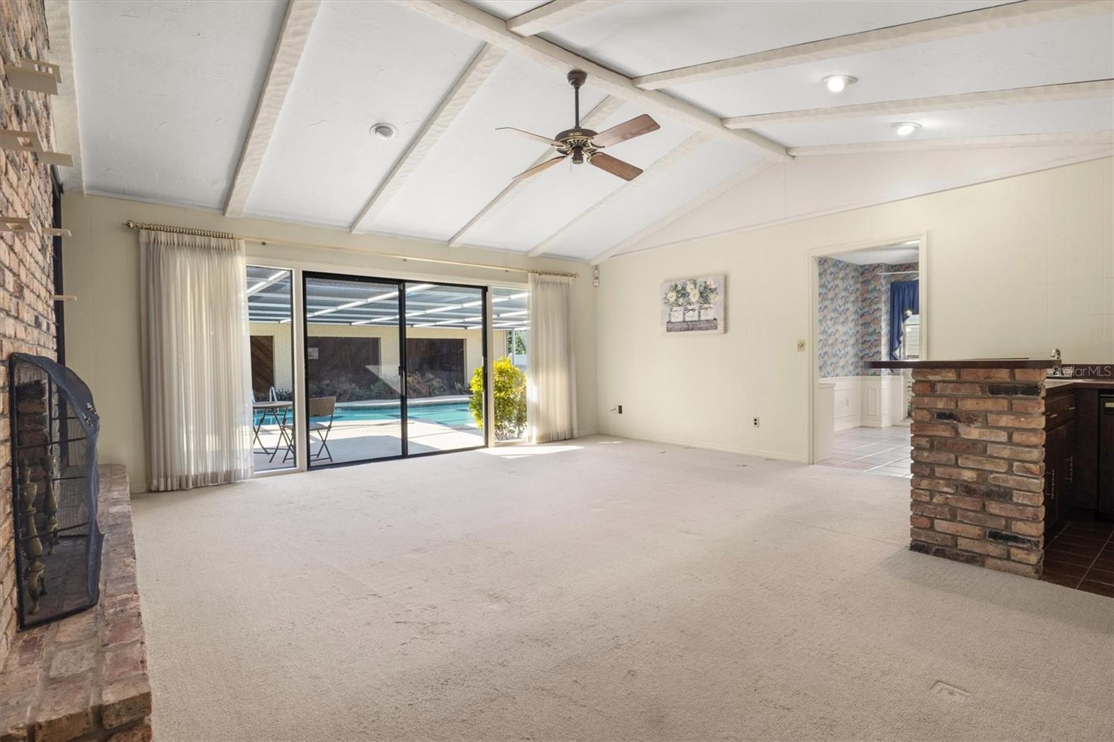 Image 16 of 46 For 2111 Winterset Road
