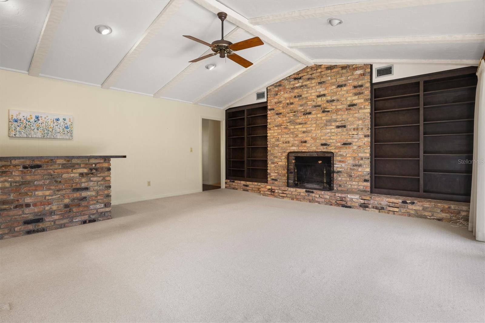 Image 18 of 46 For 2111 Winterset Road