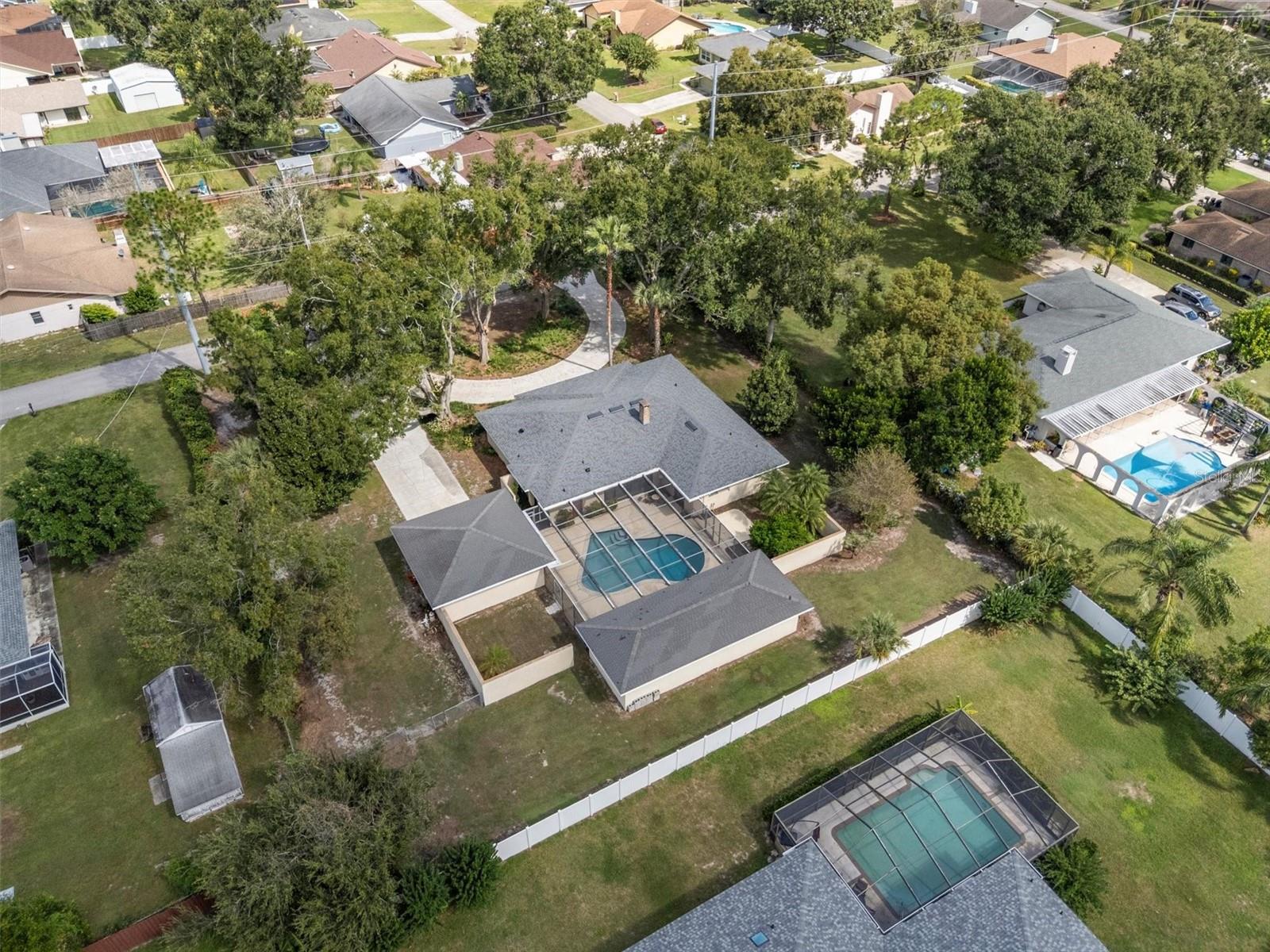 Image 3 of 46 For 2111 Winterset Road