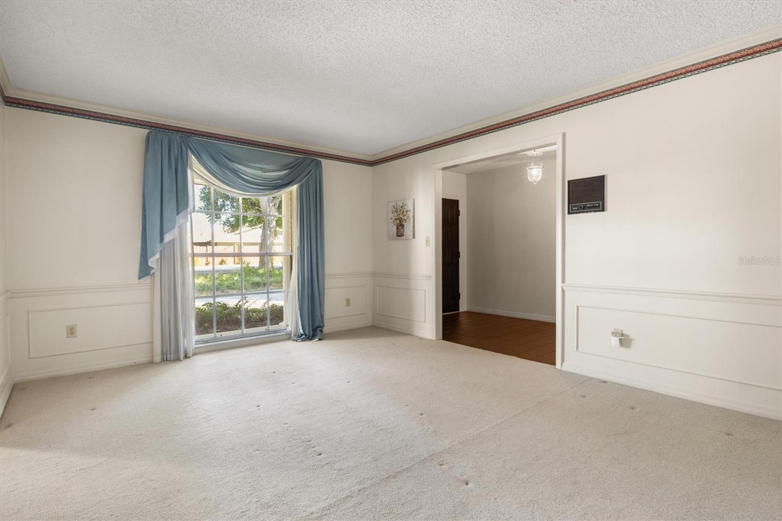 Image 6 of 46 For 2111 Winterset Road