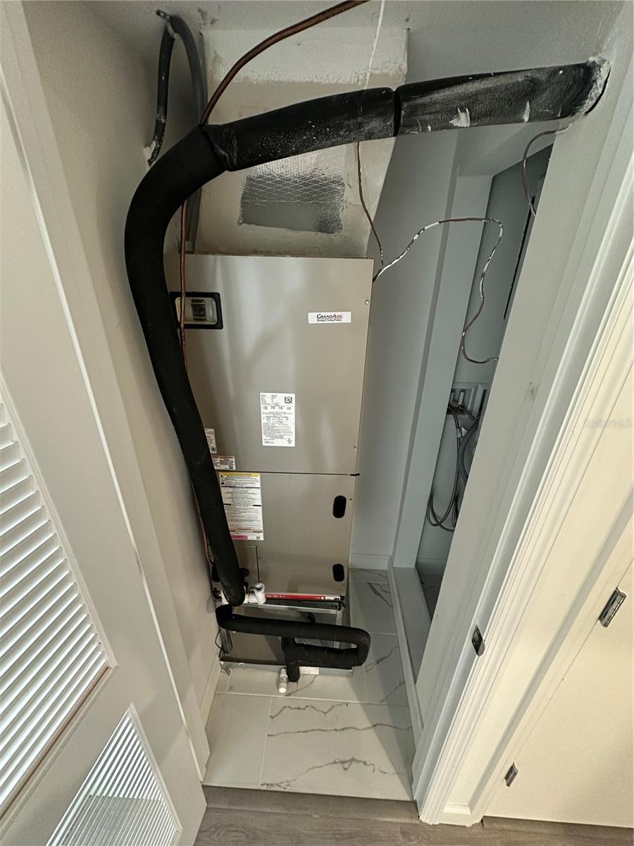 Image 17 of 28 For 399 Famagusta Drive