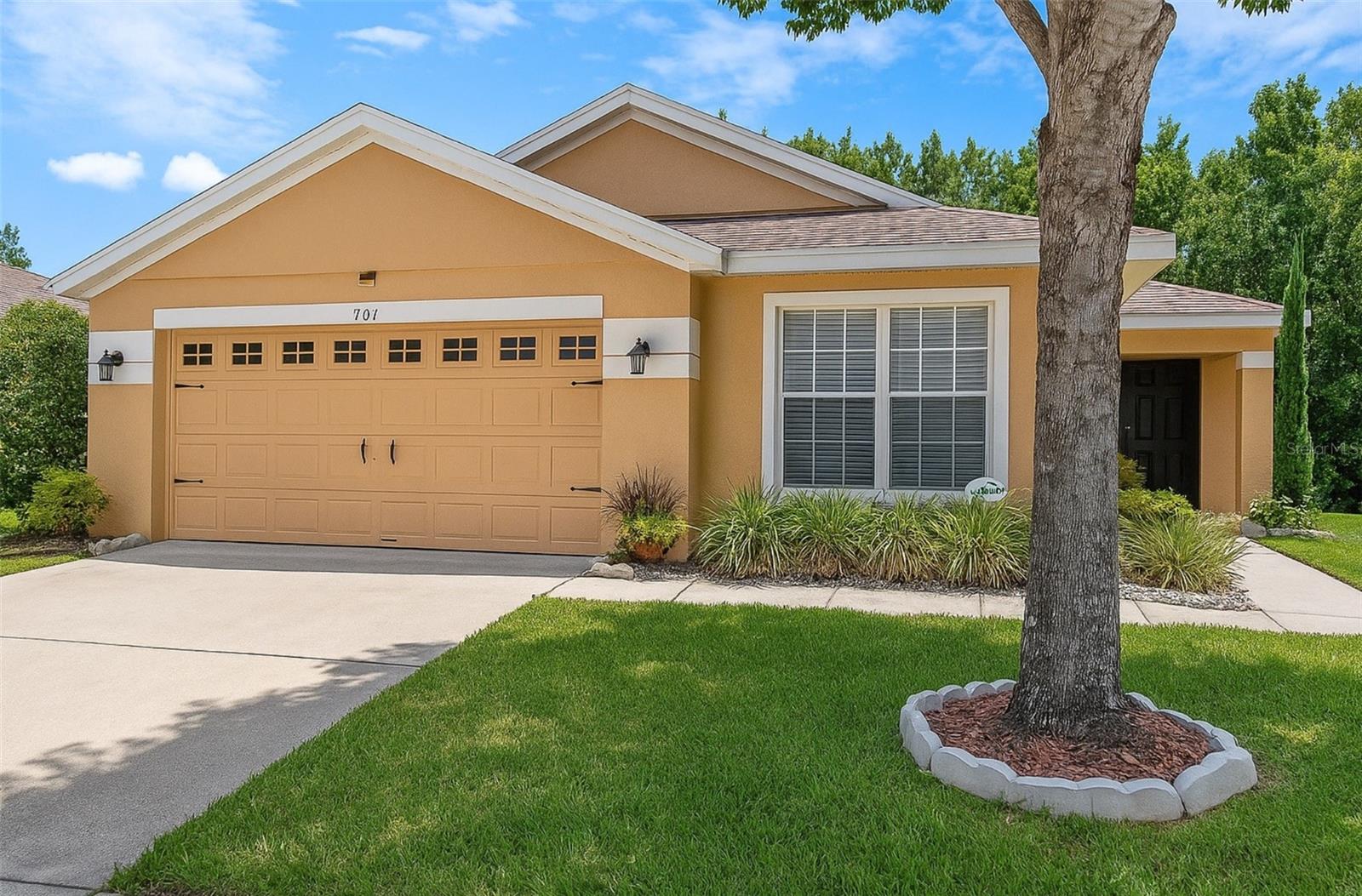 Details for 701 Sandy Ridge Drive, DAVENPORT, FL 33896