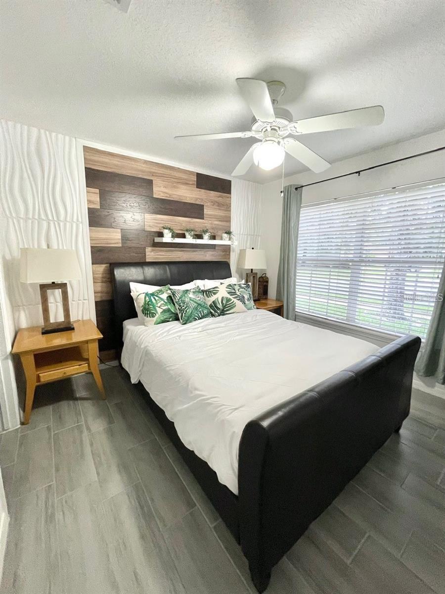 Image 11 of 18 For 701 Sandy Ridge Drive