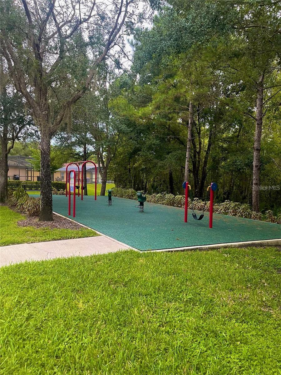 Image 17 of 18 For 701 Sandy Ridge Drive