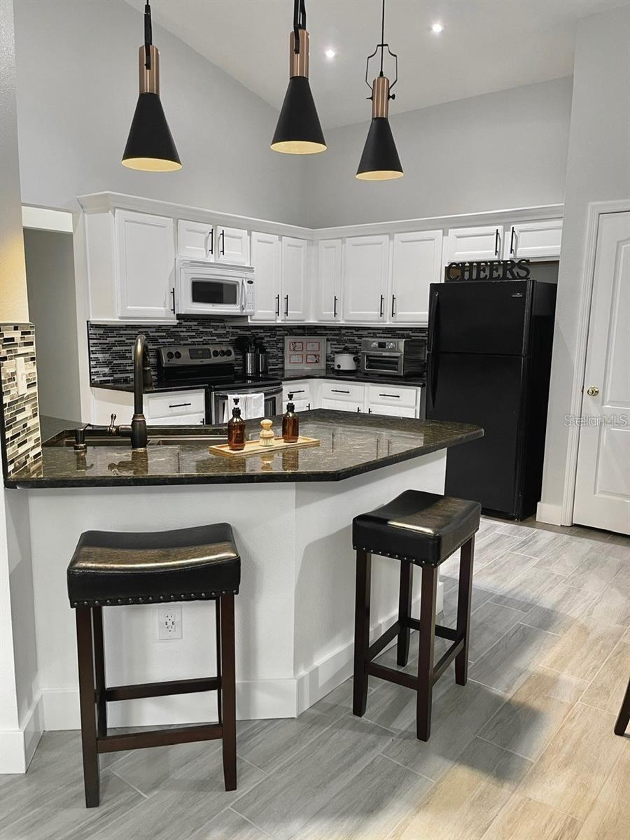 Image 5 of 18 For 701 Sandy Ridge Drive