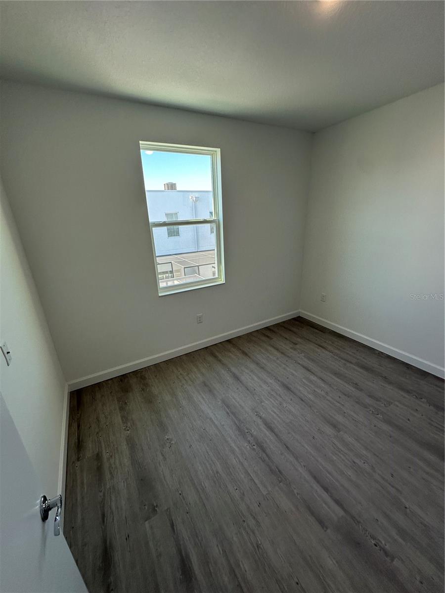 Image 5 of 26 For 367 Famagusta Drive