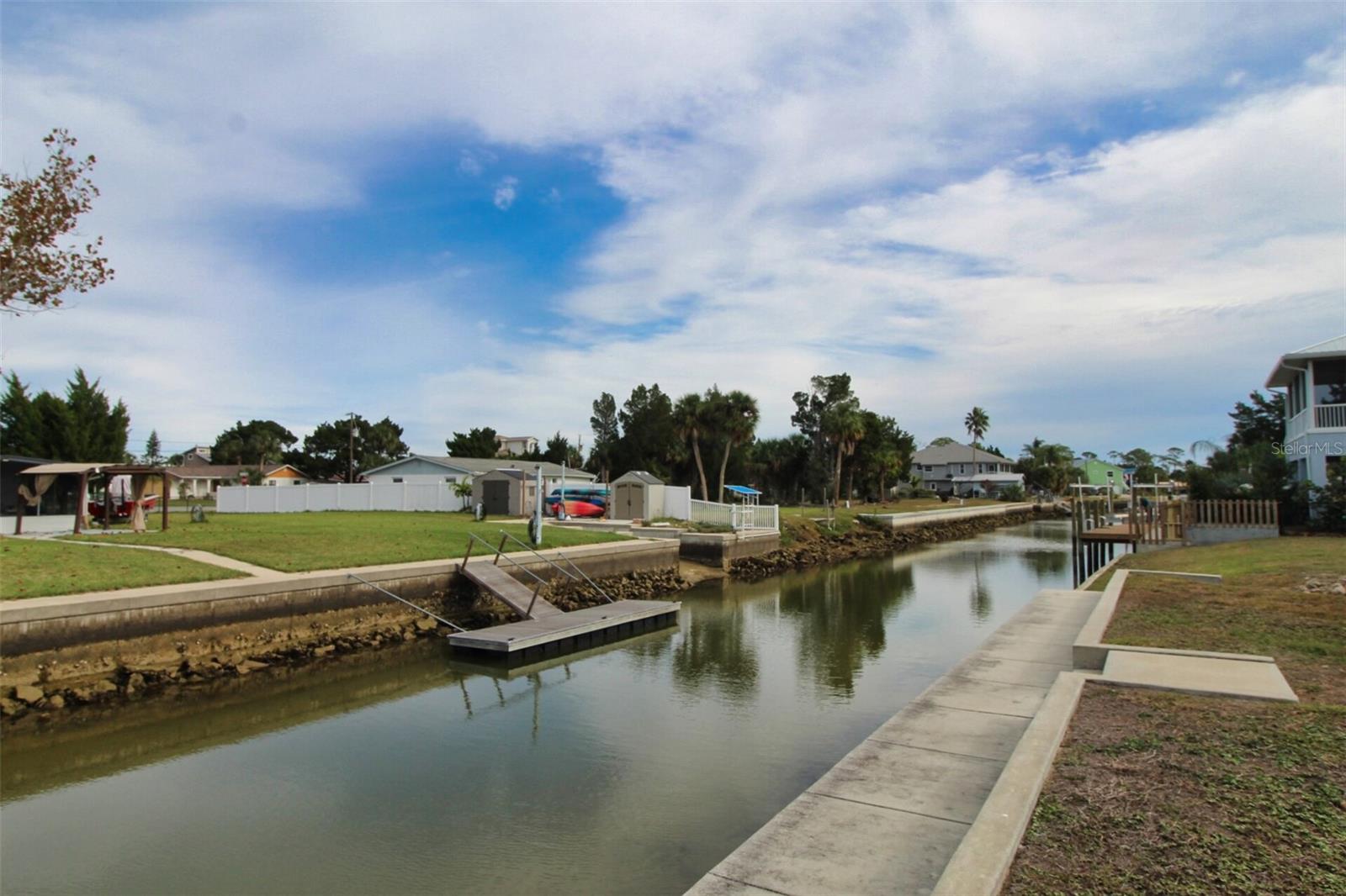 Image 2 of 25 For 4977 Cedarbrook Lane