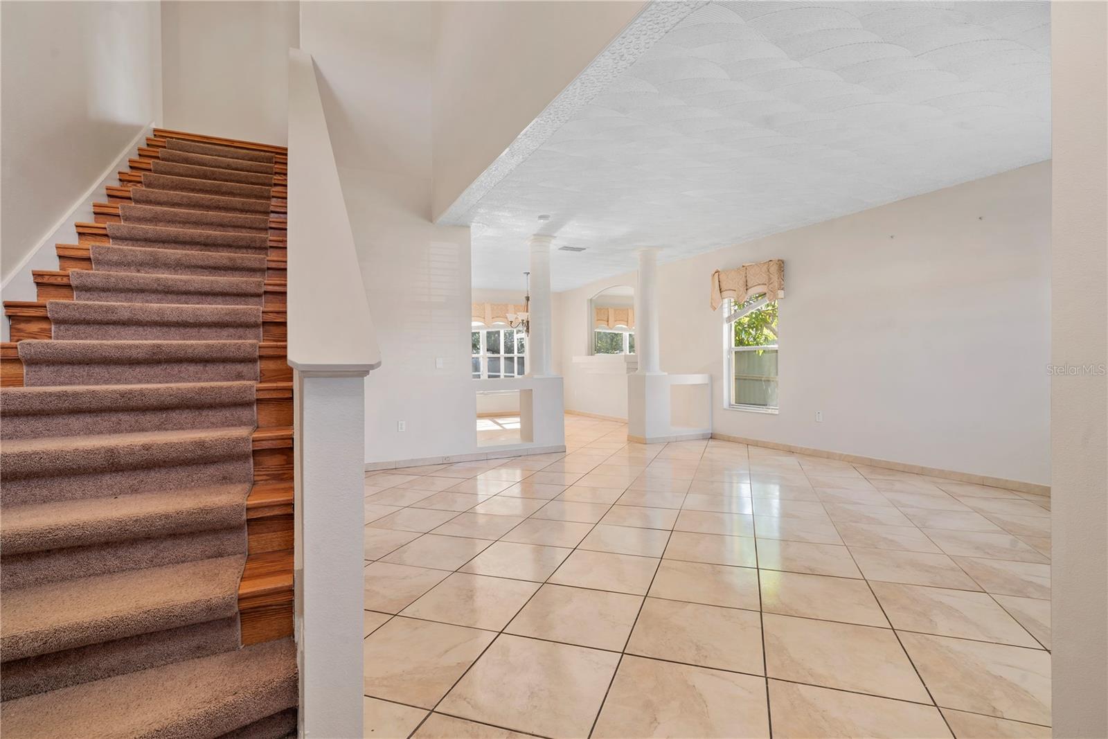 Image 30 of 36 For 565 Pinehurst