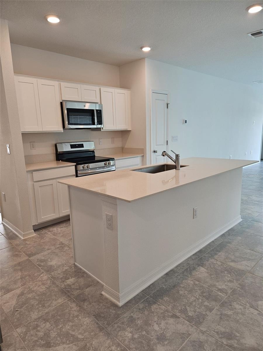 Image 7 of 18 For 757 Reggie Road