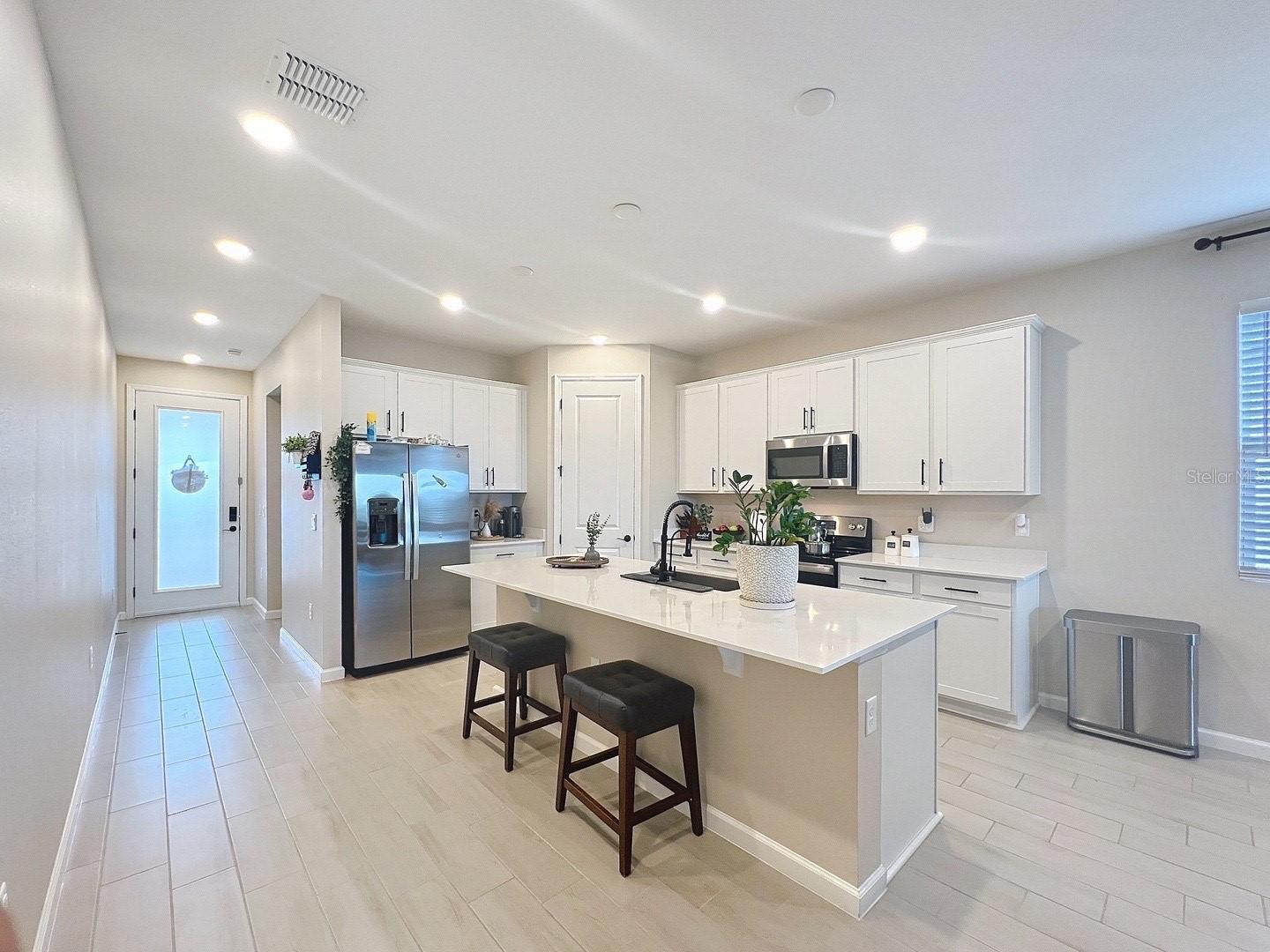 Image 2 of 14 For 951 Griffon Avenue