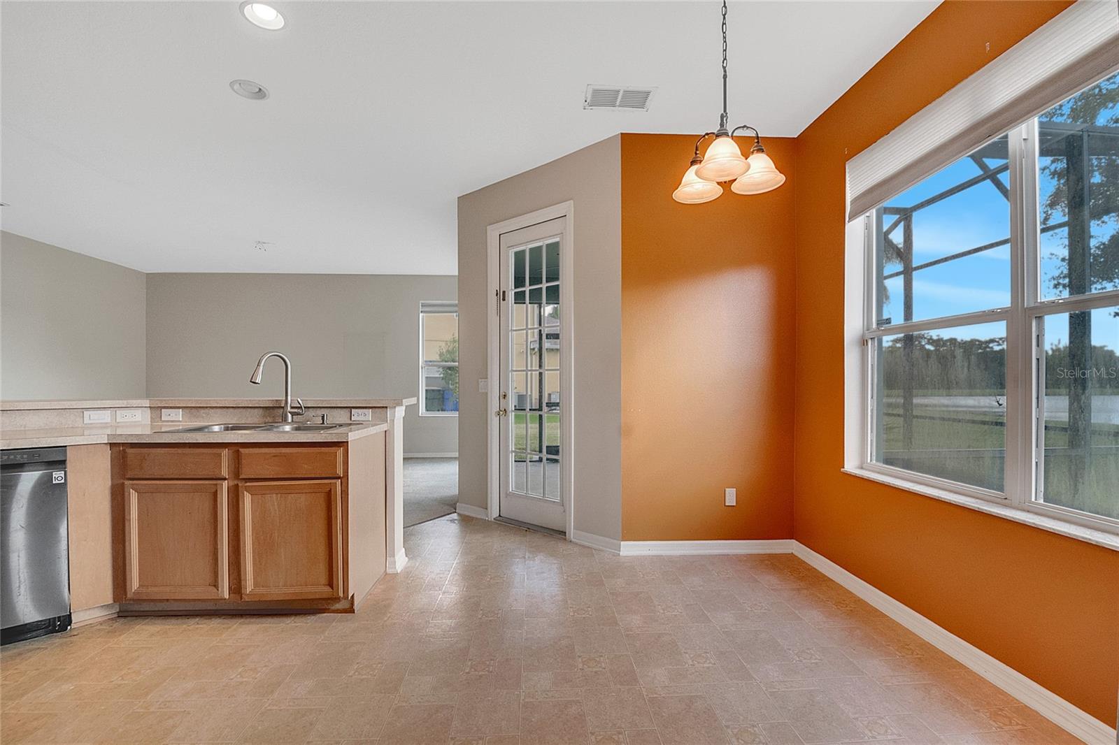 Image 15 of 77 For 3759 Moon Dancer Place