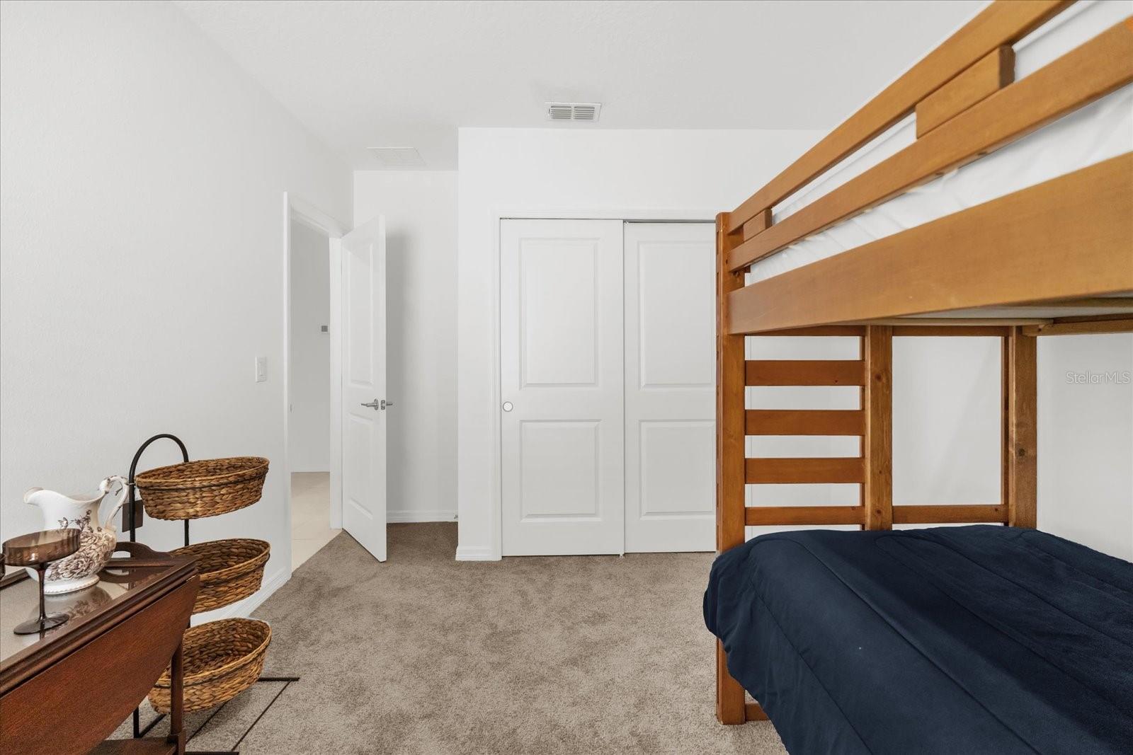 Image 21 of 31 For 285 White Heron Way