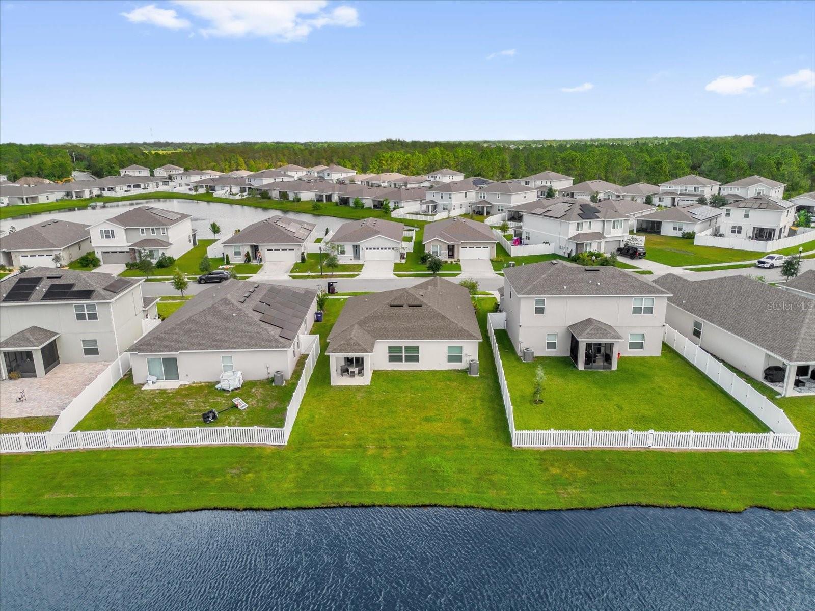 Image 29 of 31 For 285 White Heron Way