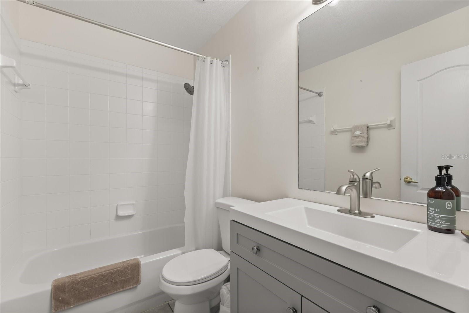 Image 27 of 35 For 2713 Emerald Lake Court