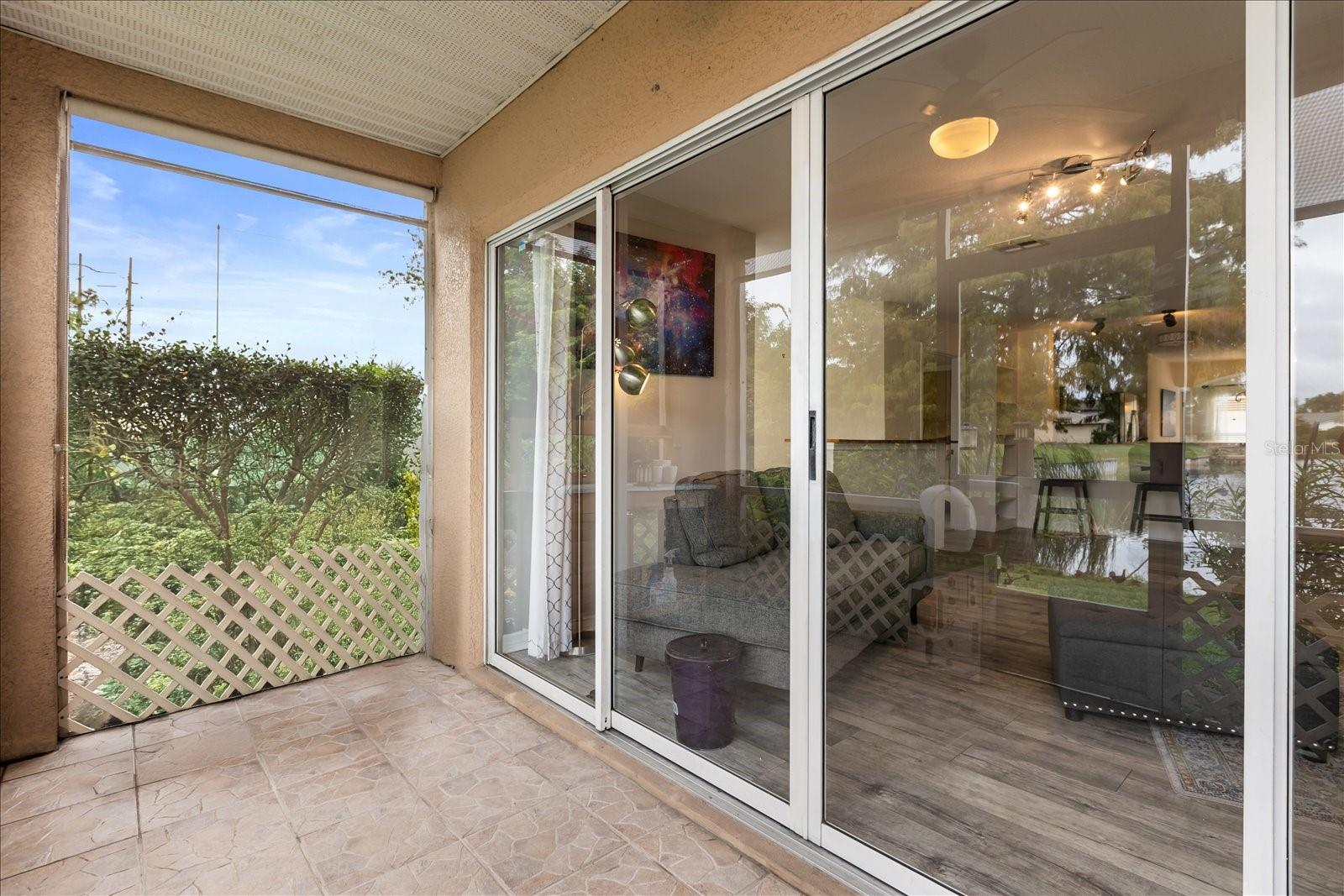 Image 28 of 35 For 2713 Emerald Lake Court