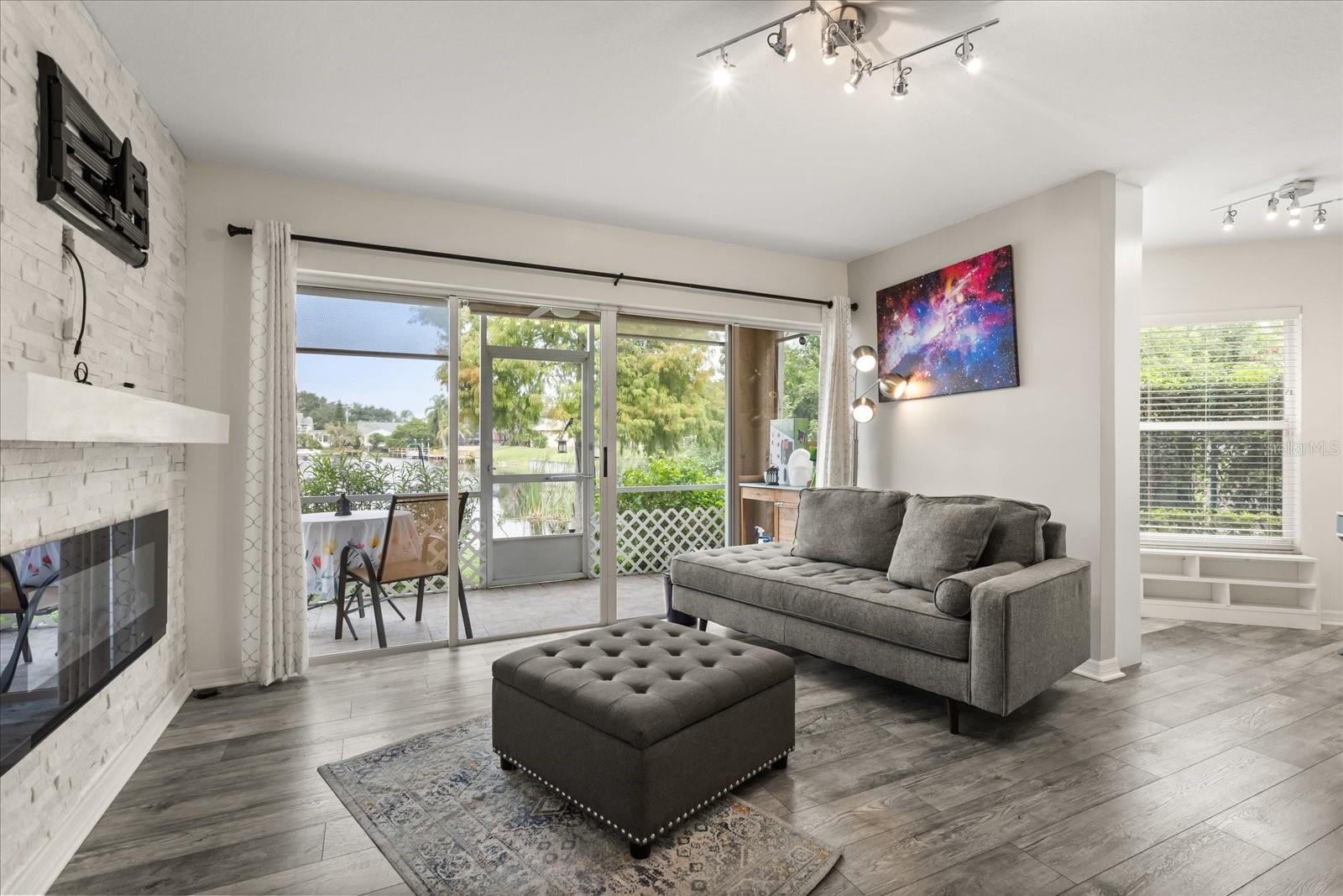 Image 4 of 35 For 2713 Emerald Lake Court