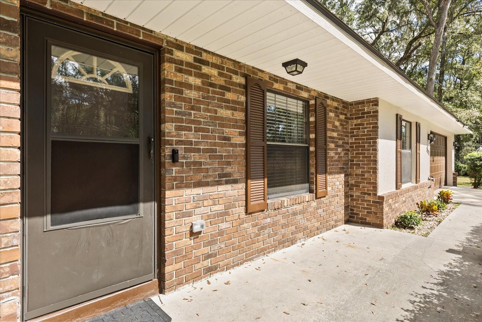 Image 3 of 34 For 2323 40th Street Road