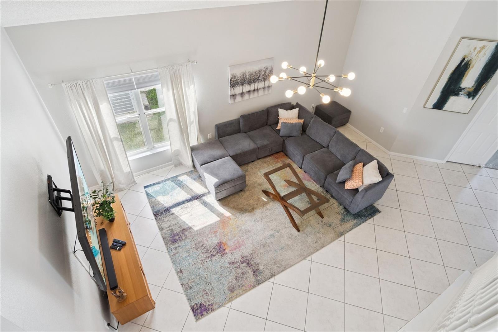 Image 28 of 77 For 2889 Blooming Alamanda Loop