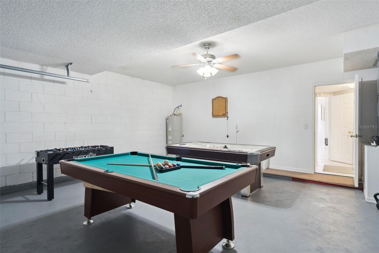 Image 59 of 77 For 2889 Blooming Alamanda Loop