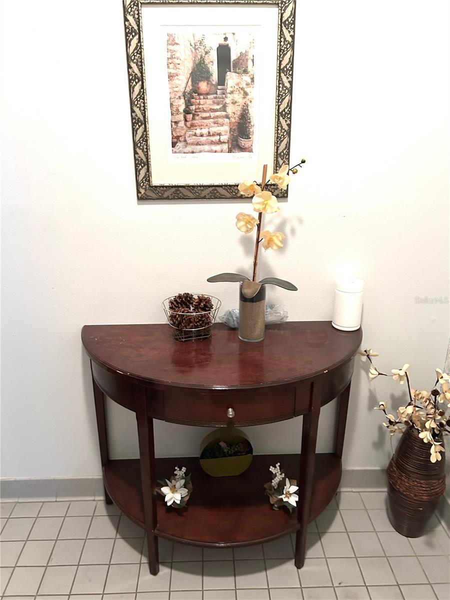 Image 11 of 14 For 901 Central Avenue