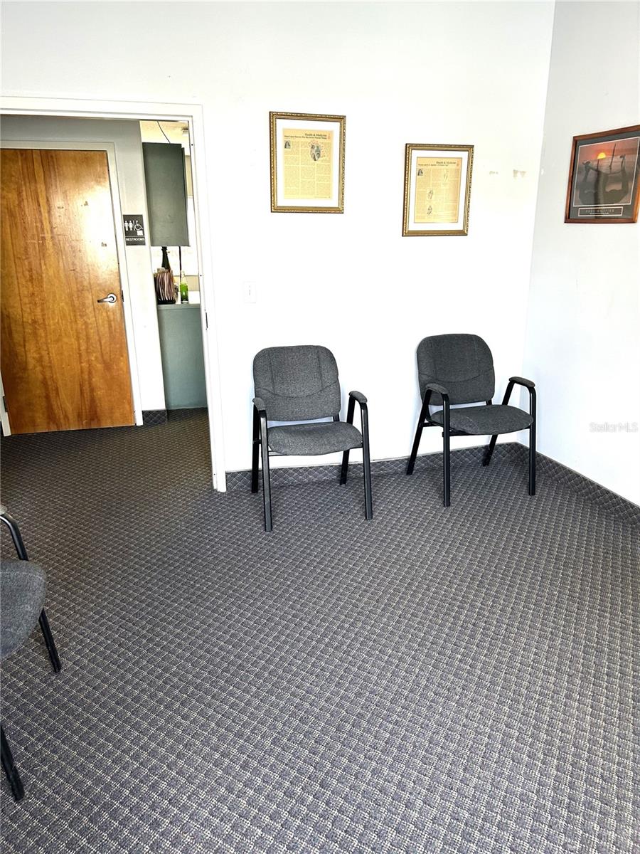 Image 4 of 14 For 901 Central Avenue