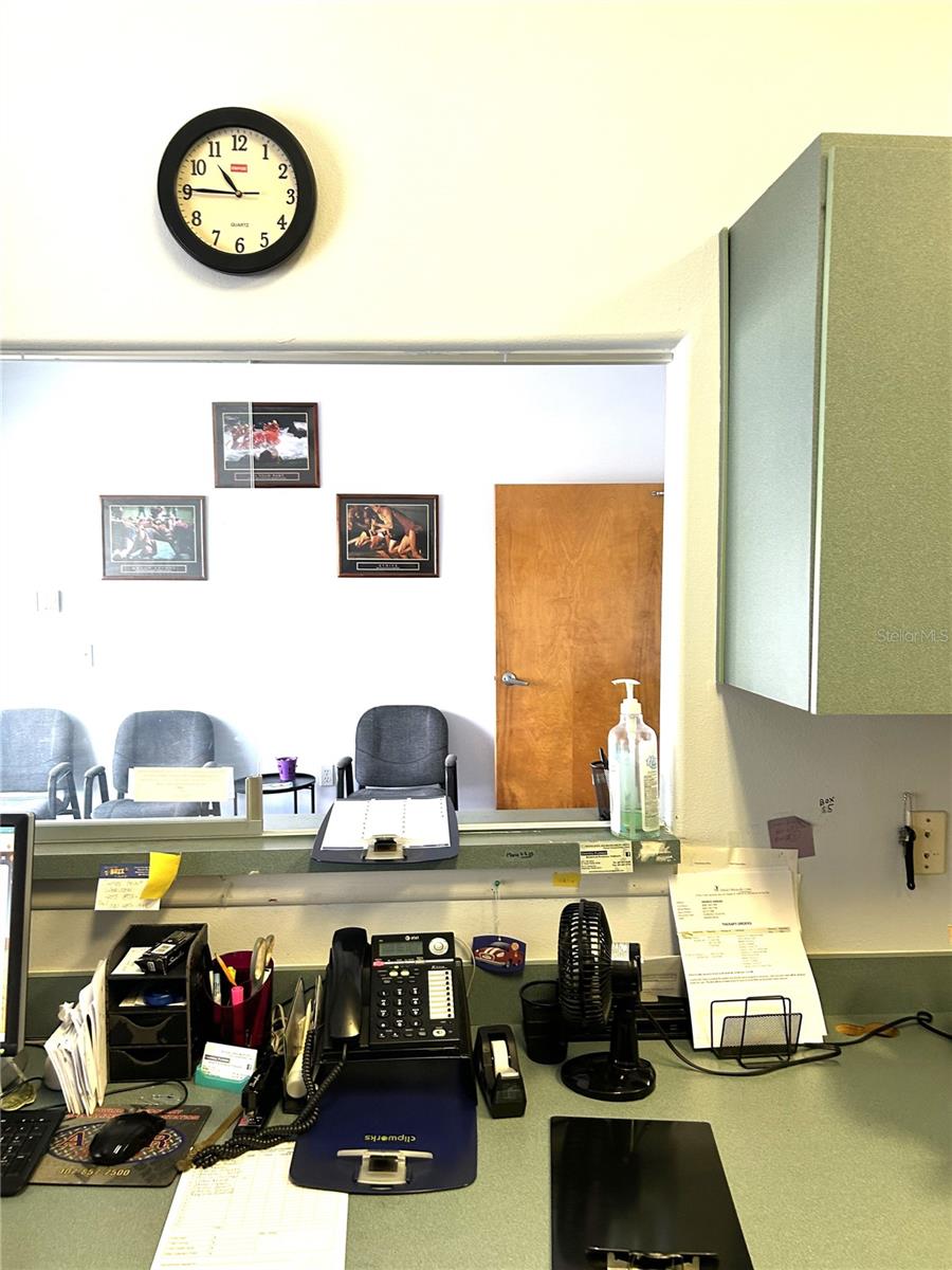 Image 5 of 14 For 901 Central Avenue