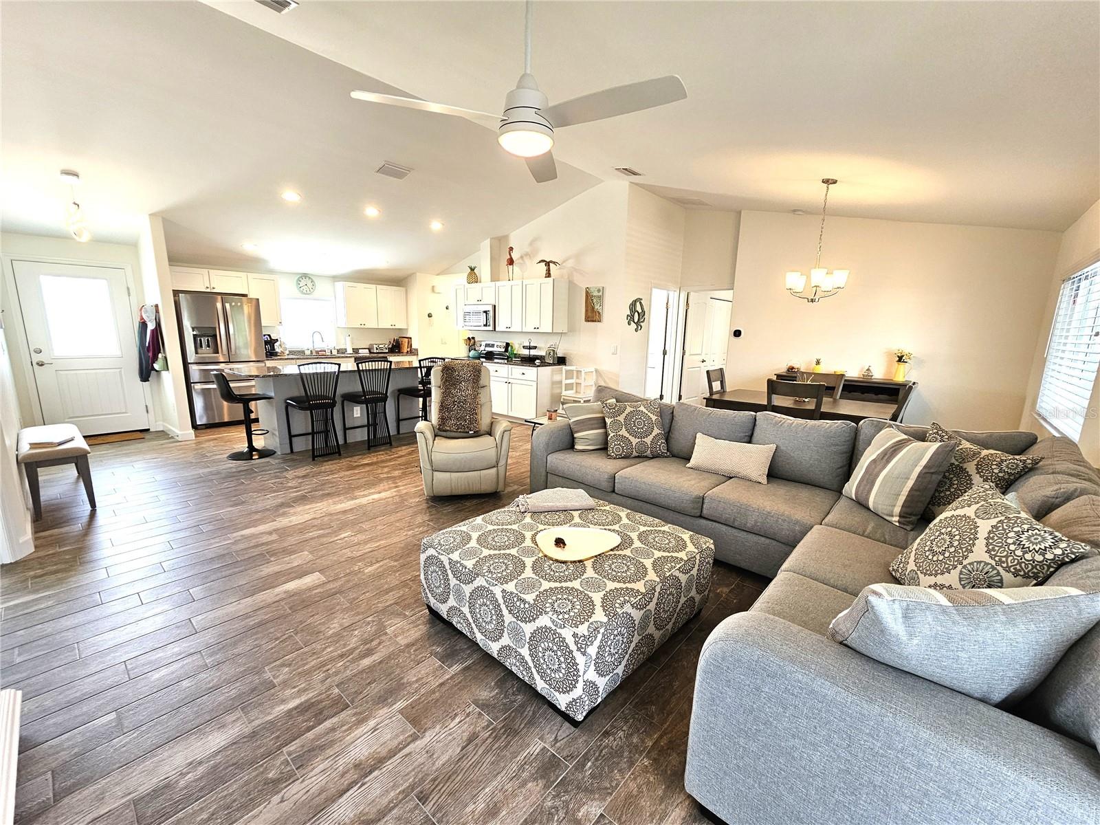 Image 13 of 35 For 7436 Michael Street