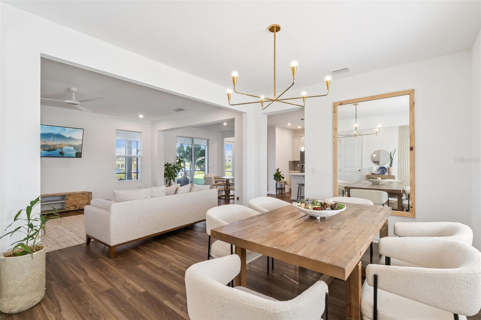 Image 3 of 54 For 3216 Canna Lily Place