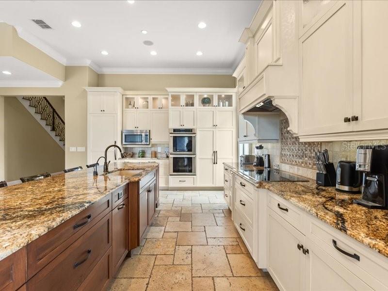 Image 15 of 55 For 7863 Palmilla Court