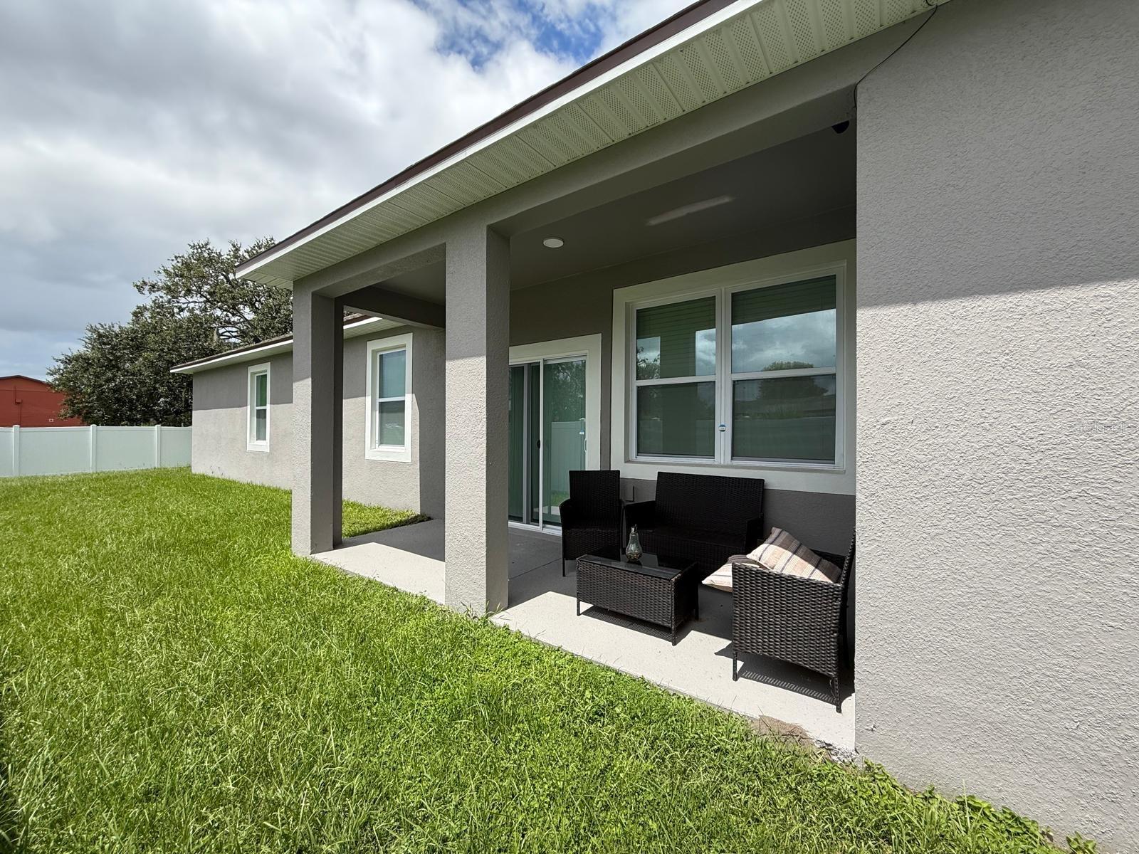 Image 15 of 16 For 2220 Smith Street