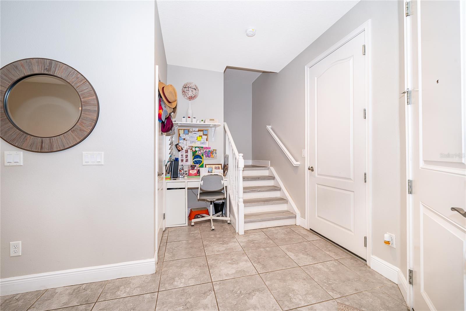 Image 16 of 29 For 14039 Helsby Street