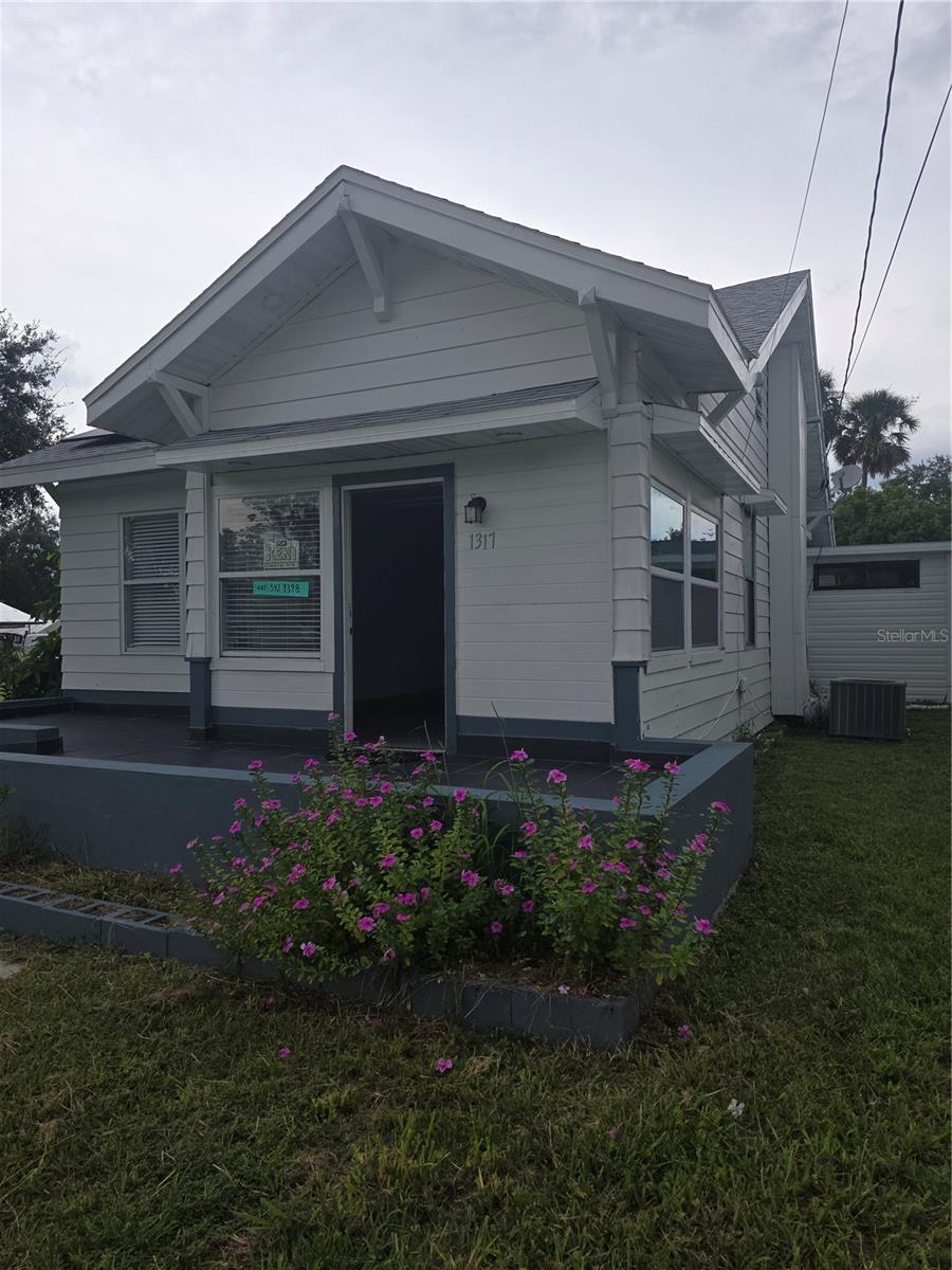 Image 2 of 18 For 1317 W Emmett Street