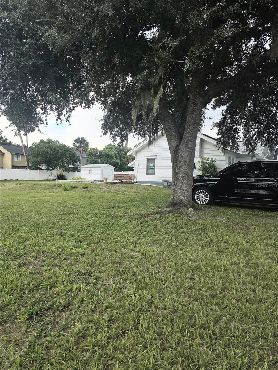 Image 3 of 18 For 1317 W Emmett Street