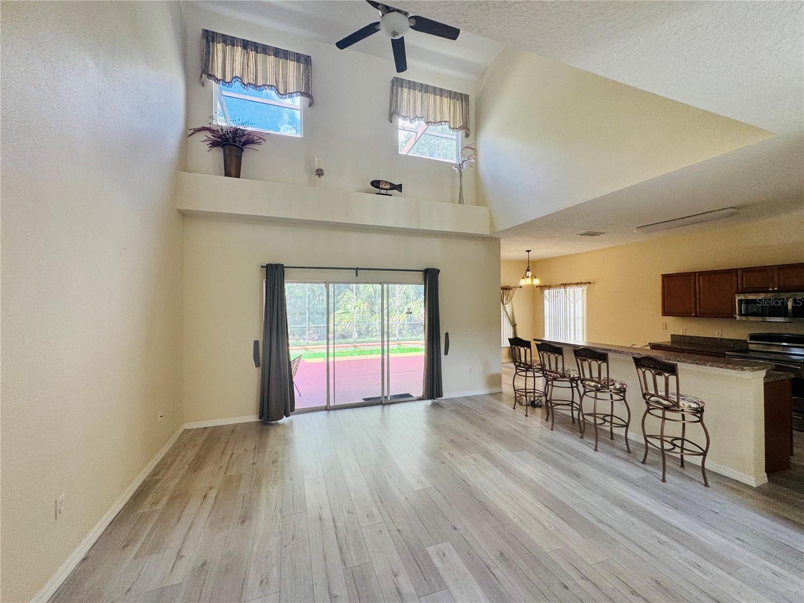 Image 15 of 33 For 1218 Winding Willow Court