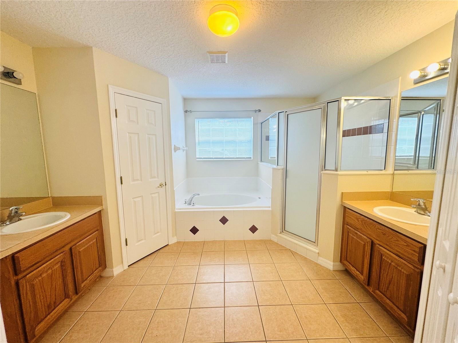 Image 24 of 33 For 1218 Winding Willow Court