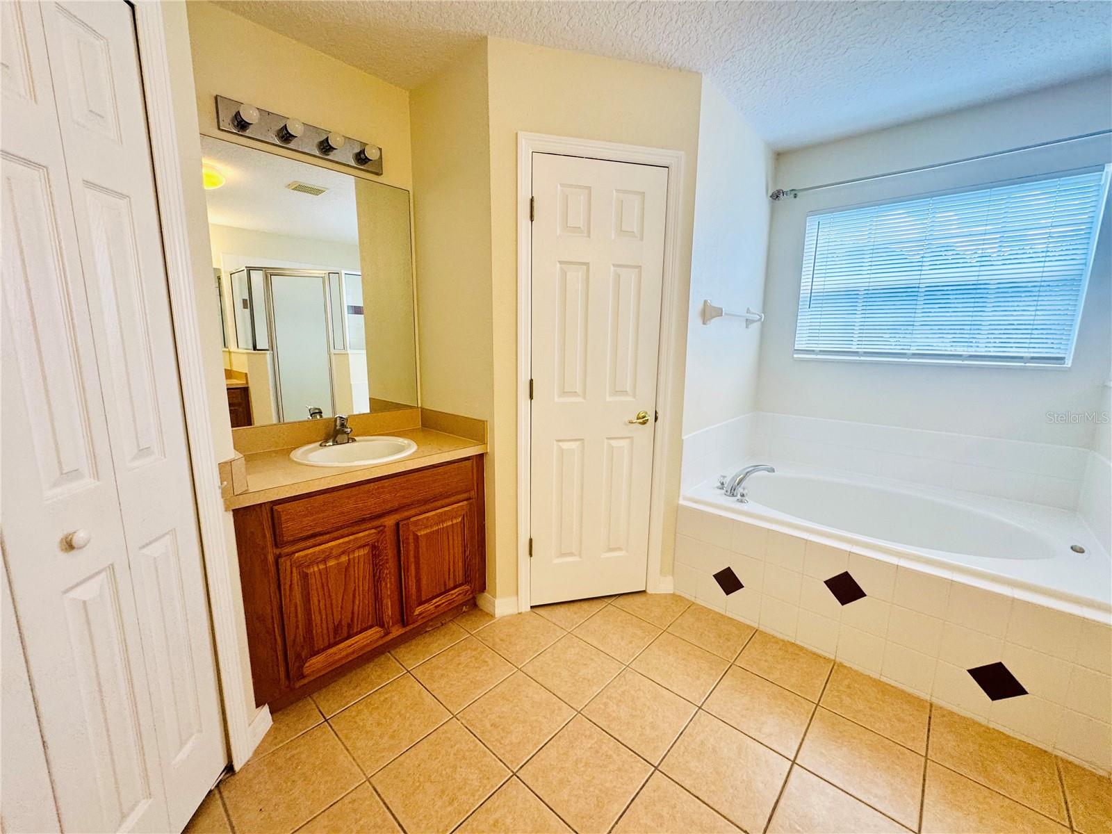 Image 26 of 33 For 1218 Winding Willow Court