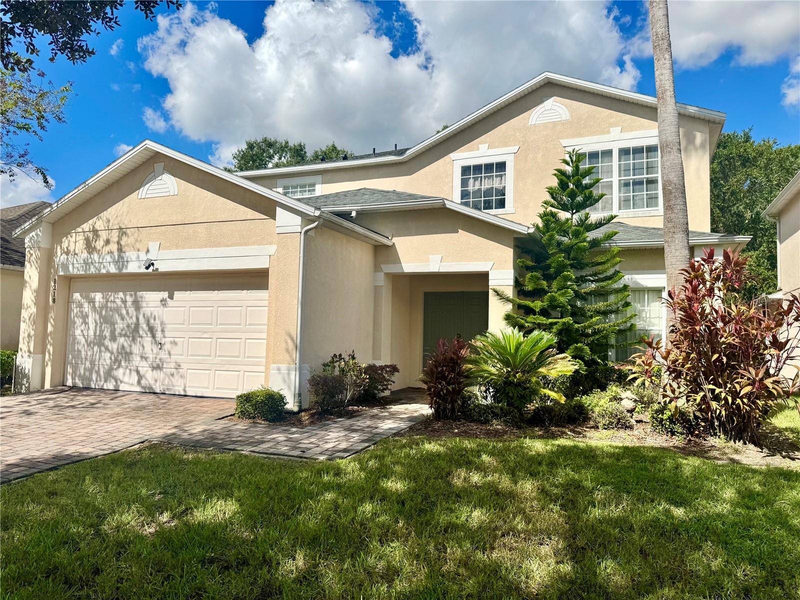 Image 3 of 33 For 1218 Winding Willow Court