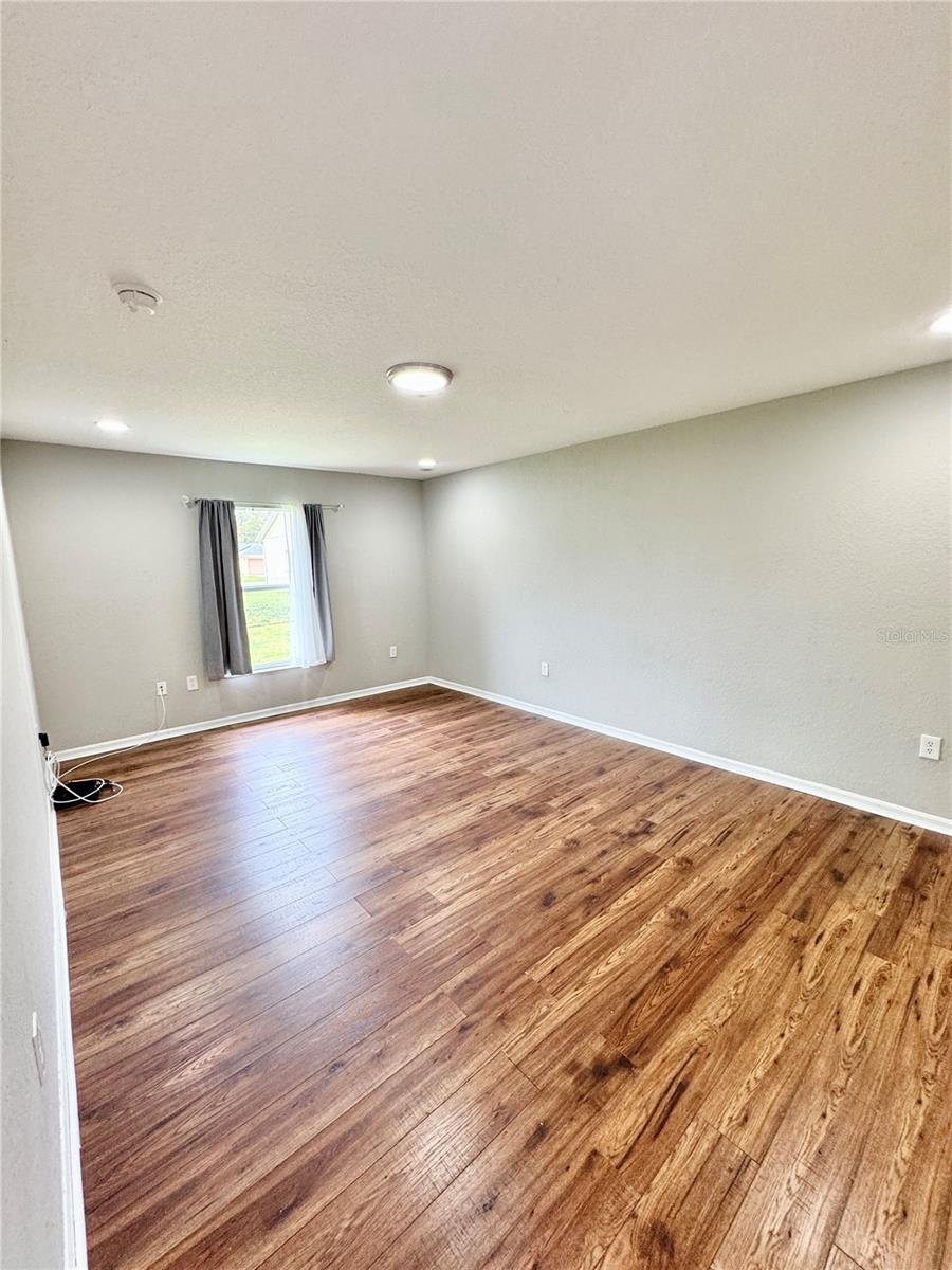 Image 18 of 35 For 673 Reindeer Drive