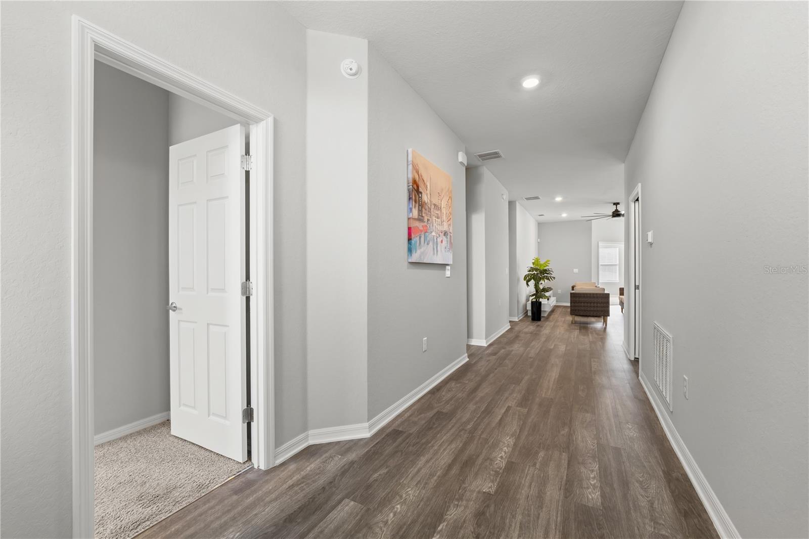 Image 11 of 48 For 870 Galloway Street