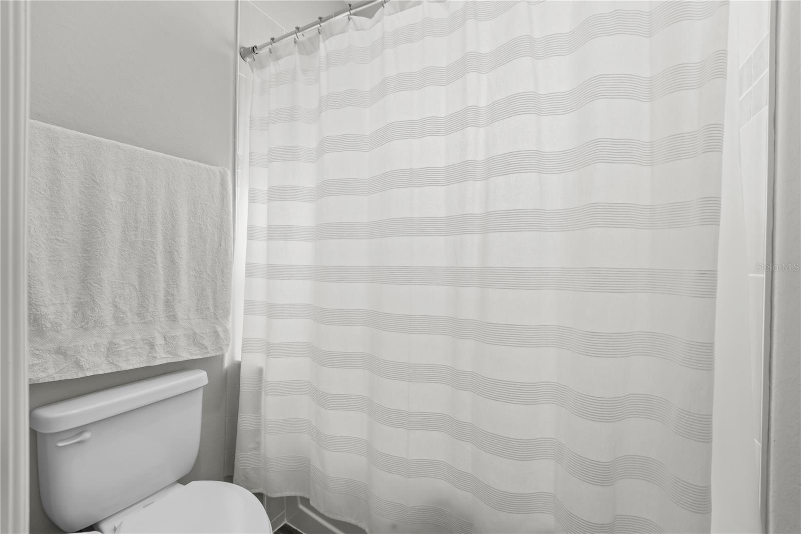 Image 34 of 48 For 870 Galloway Street
