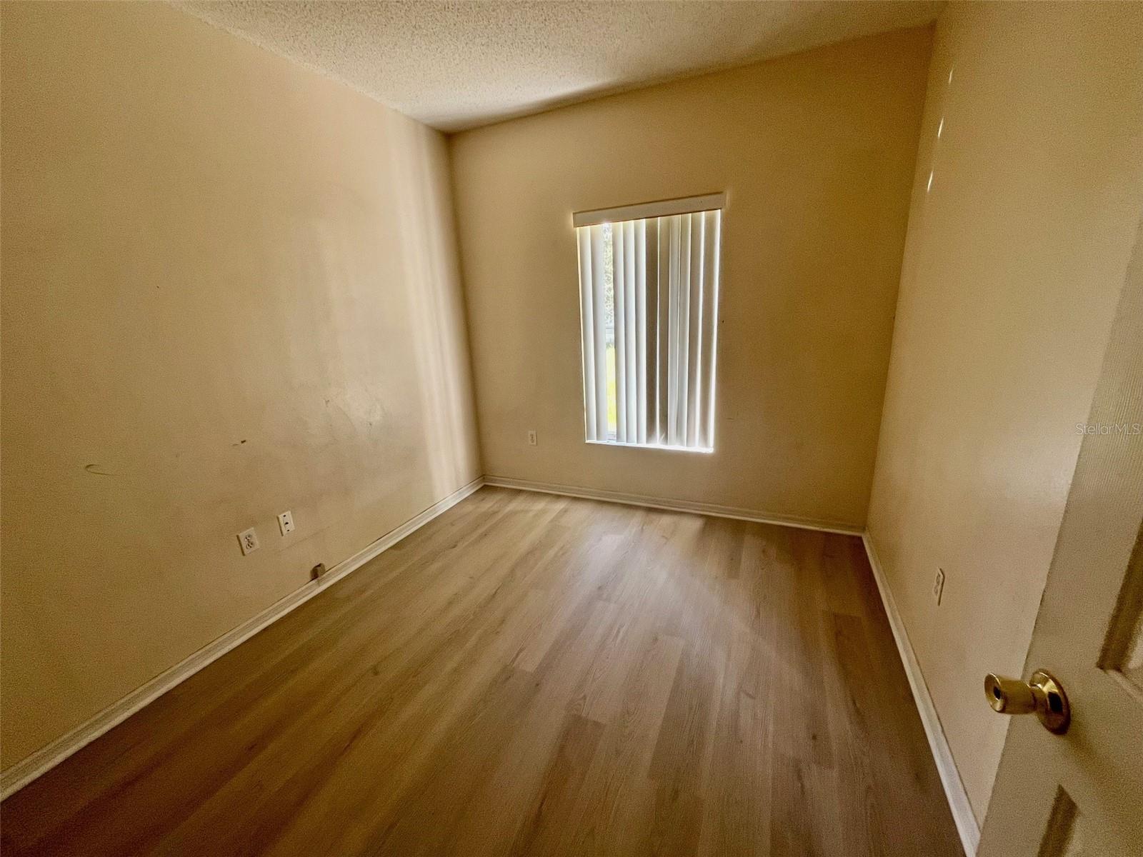 Image 7 of 8 For 518 Delido Way