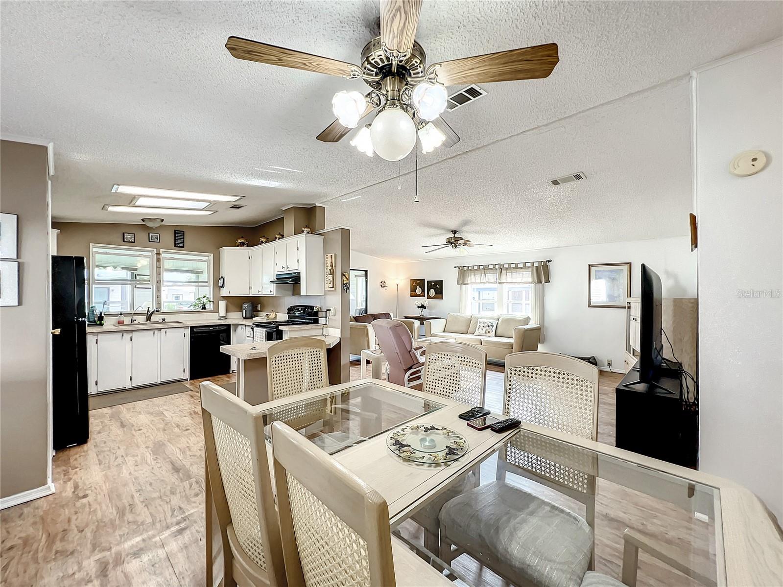 Image 10 of 42 For 6518 Raintree Lane Ne