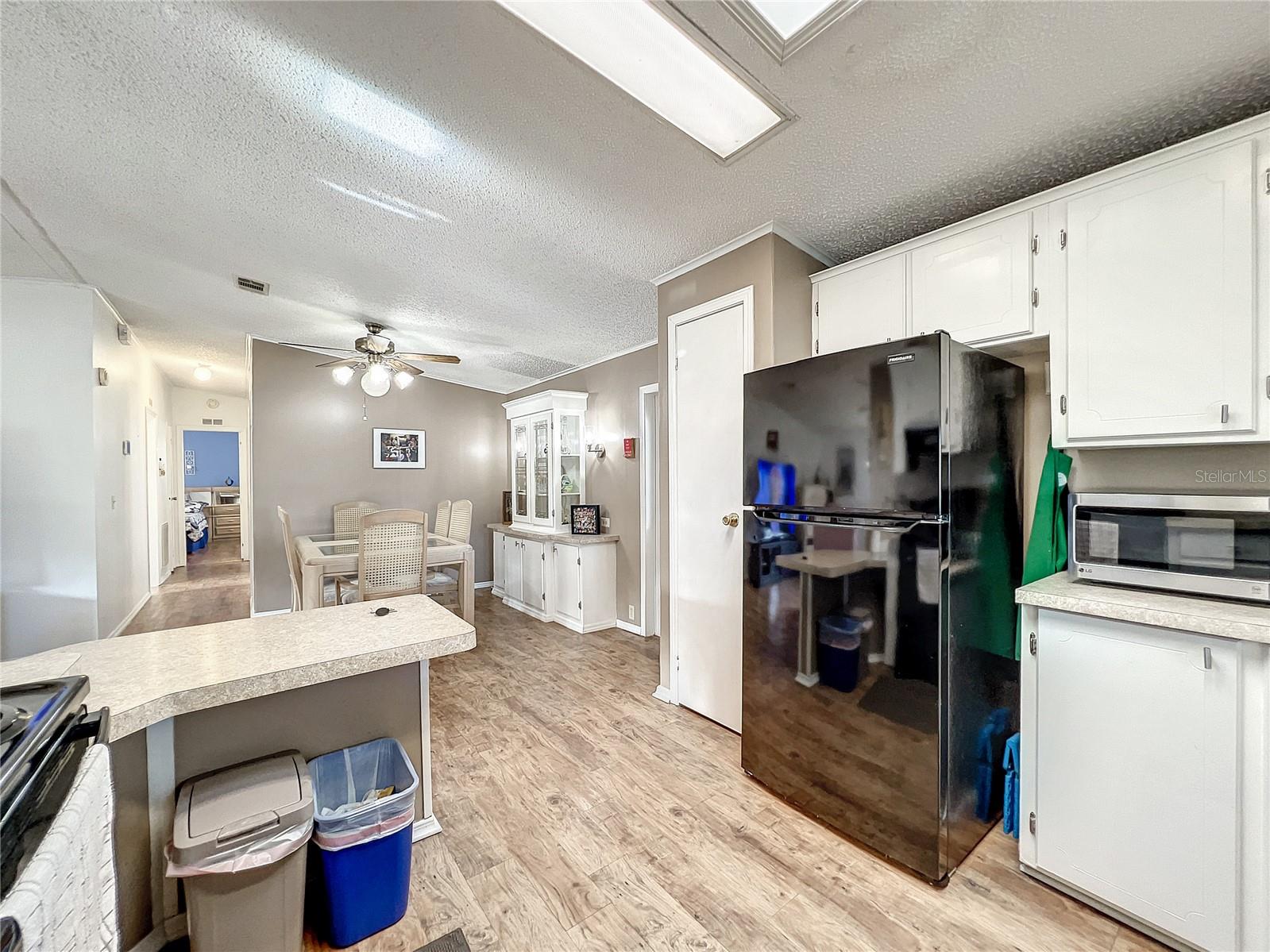 Image 14 of 42 For 6518 Raintree Lane Ne